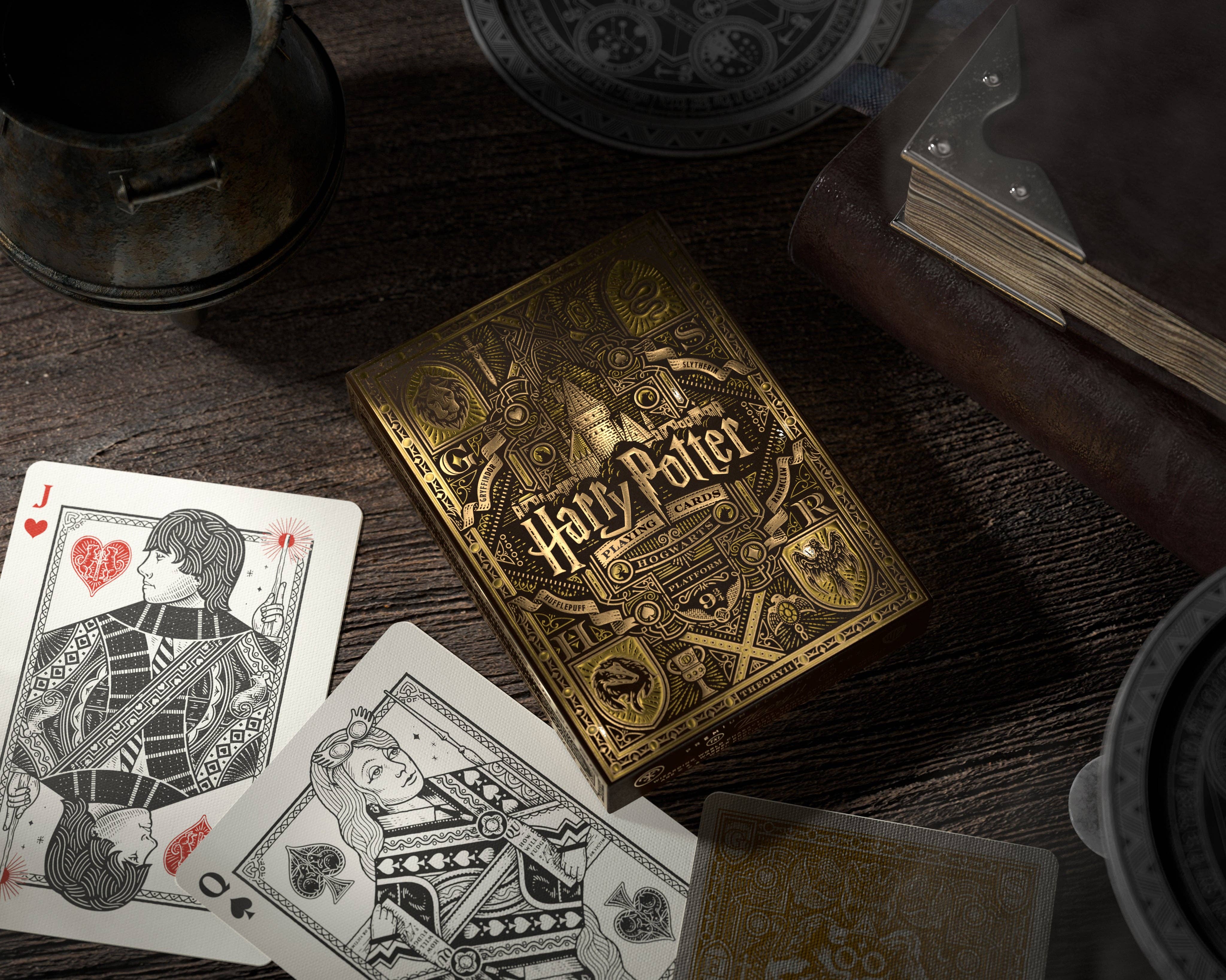 Harry Potter Playing Cards: Yellow (Hufflepuff) - Image 13